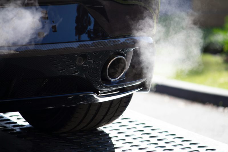 Nettoyage vapeur carrosserie automobile